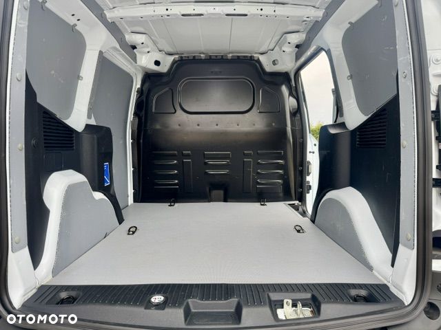 Ford Transit Courier - 6