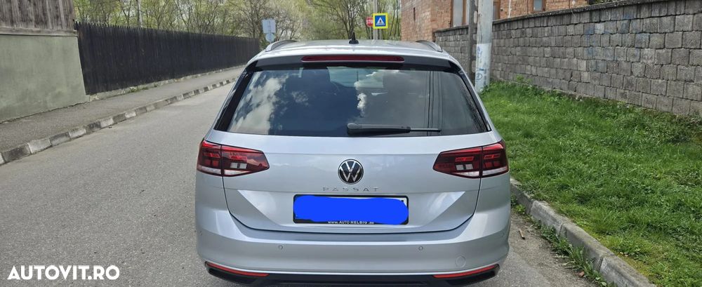 Volkswagen Passat 2.0 TDI SCR DSG Business - 2