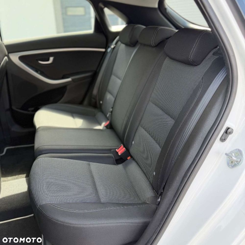 Hyundai i30 - 19