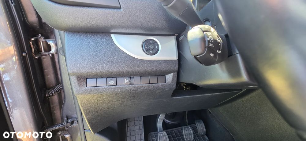 Peugeot Traveller 2.0 BlueHDi Long Business - 29