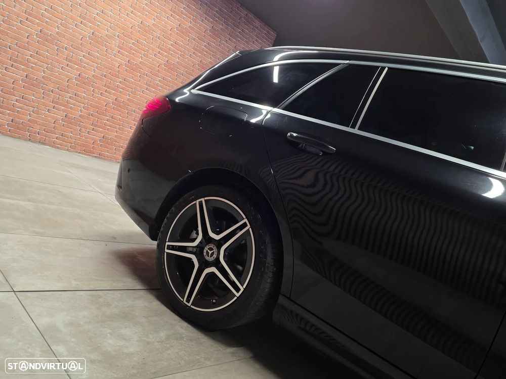 Mercedes-Benz C 300 de AMG Line - 38