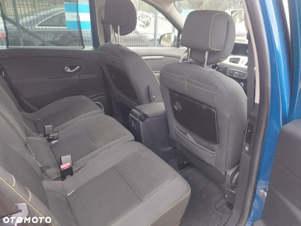 Renault Scenic - 10