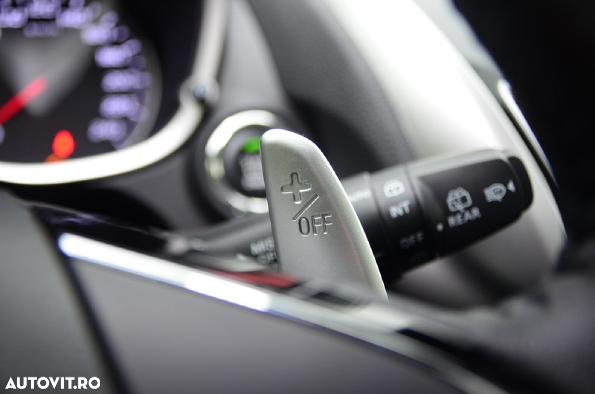 Mitsubishi Eclipse-Cross - 39