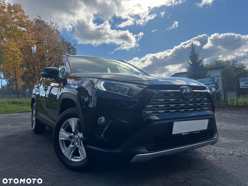 Toyota RAV4 - 1
