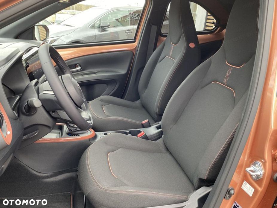 Toyota Aygo X - 6