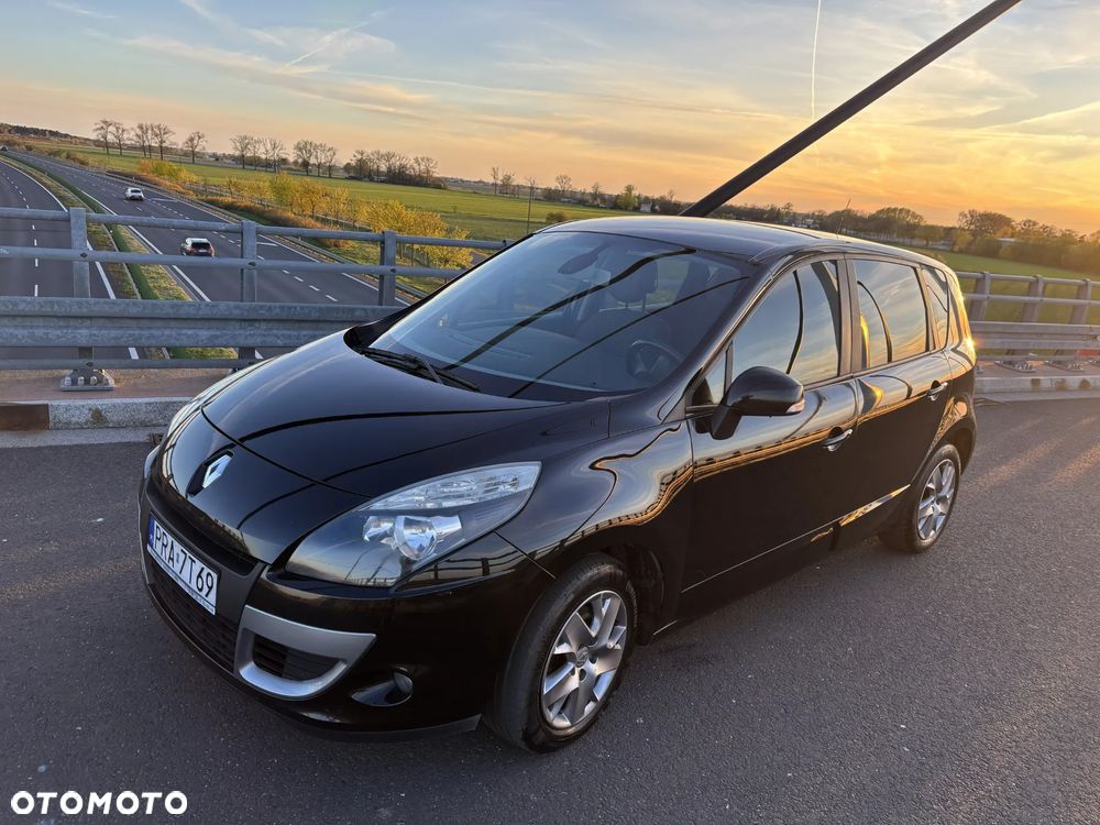 Renault Scenic - 17