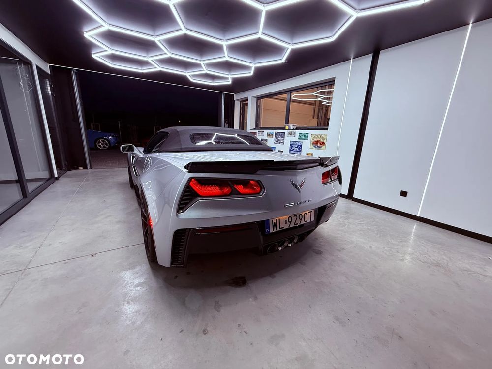 Chevrolet Corvette - 7