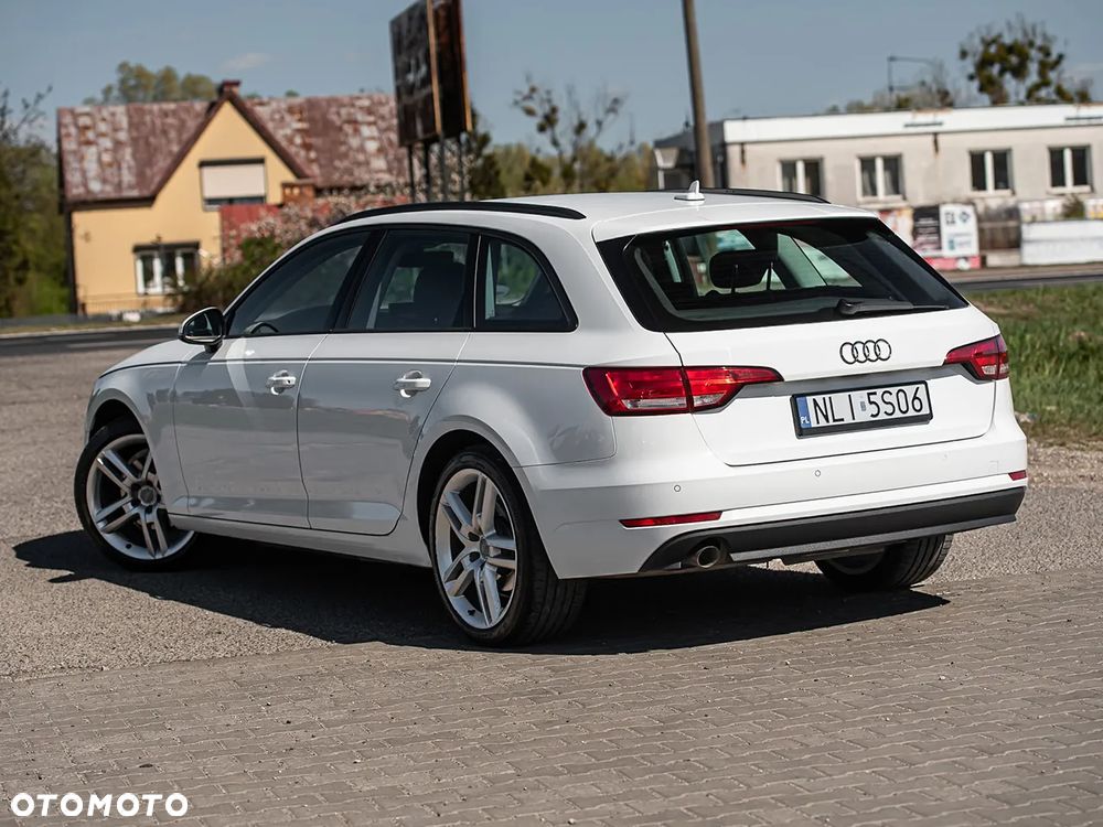 Audi A4 Avant 2.0 TDI - 9