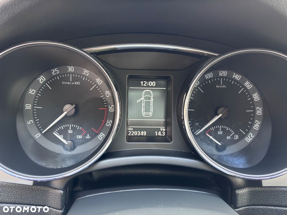 Skoda Superb 2.0 TDI 4x4 Family - 20