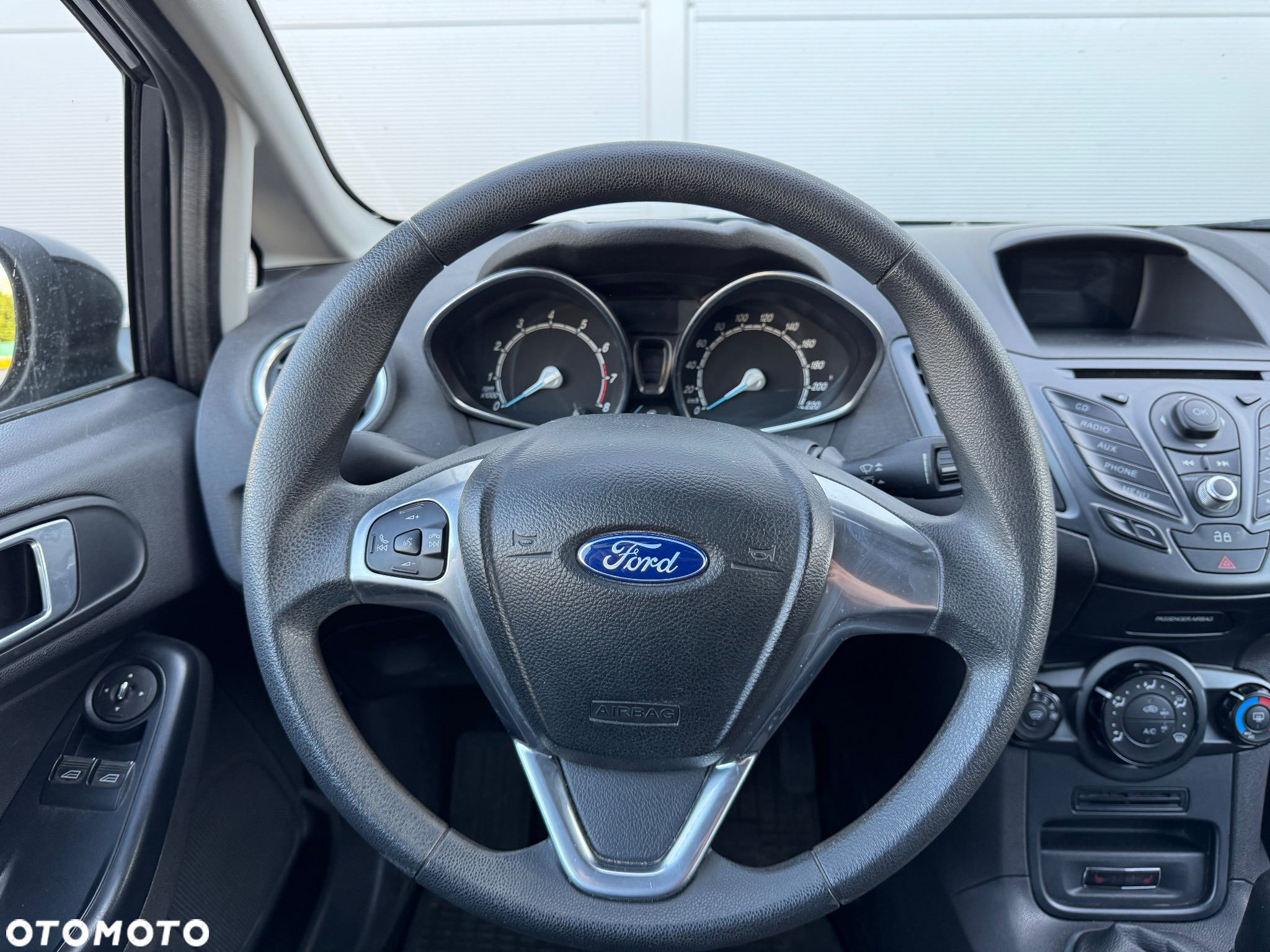 Ford Fiesta 1.25 Celebration - 13