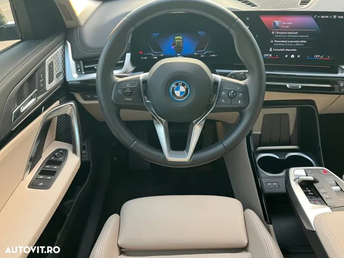 BMW iX1 xDrive30 - 11
