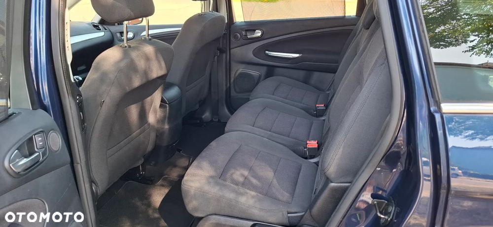 Ford S-Max - 9