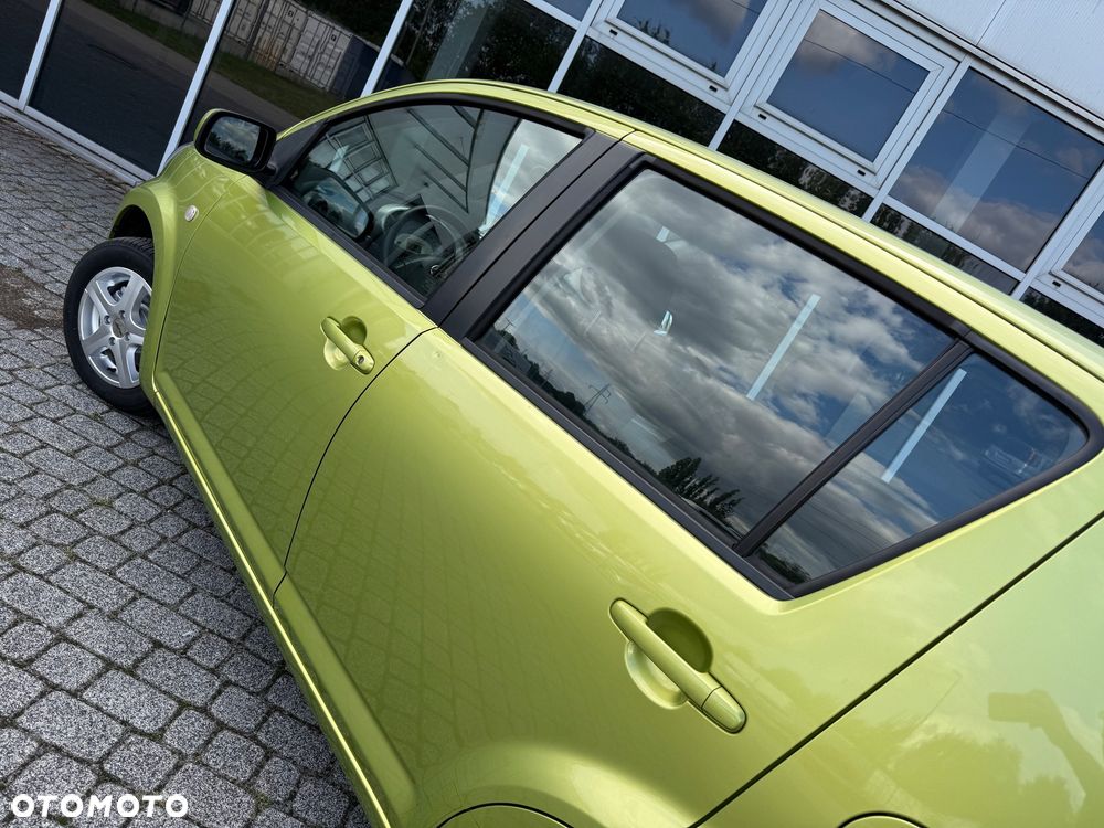 Daihatsu Sirion 1.0 - 40