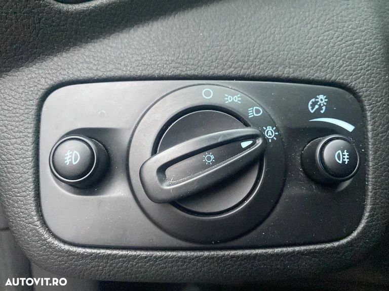 Ford Kuga 2.0 TDCi 4WD Powershift Titanium - 18