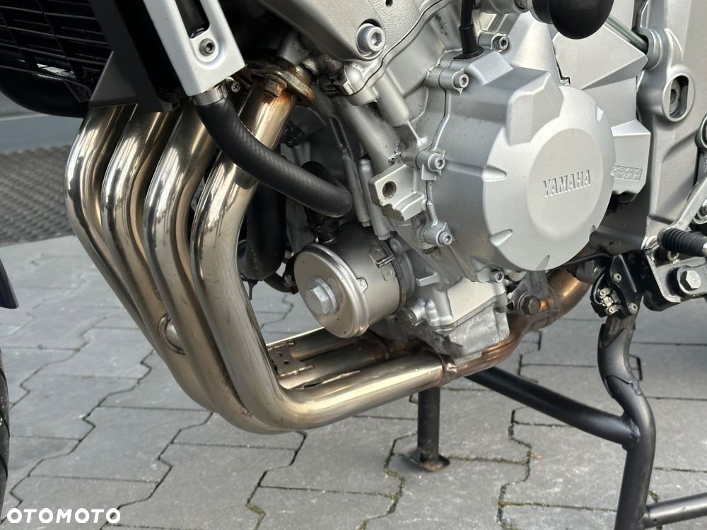 Yamaha FZ6 - 35