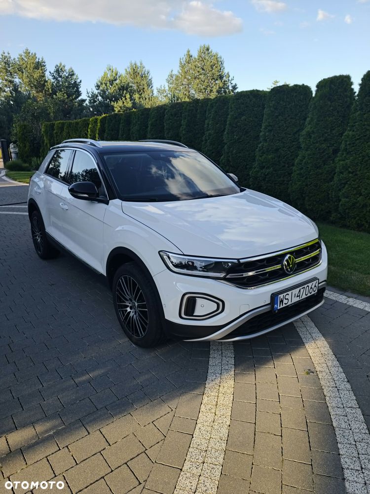 Volkswagen T-Roc 2024 photo 2
