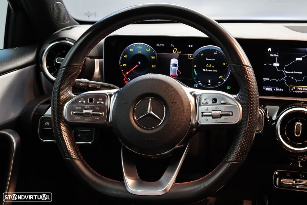 Mercedes-Benz A 200 AMG Line - 16