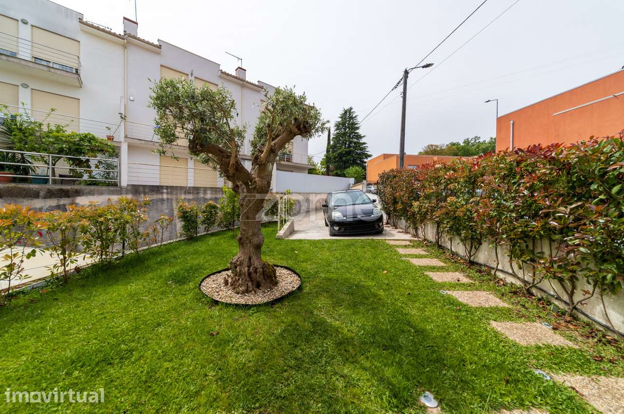 Moradia T4 renovada | Caldelas - Grande imagem: 4/40