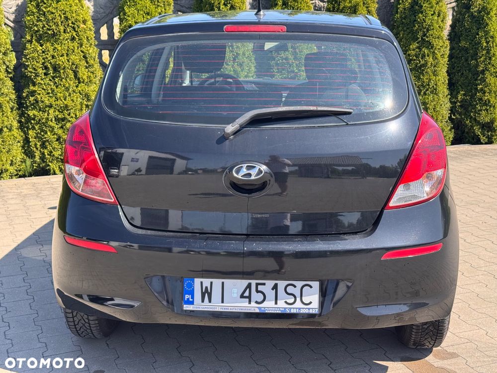Hyundai i20 1.2 Trend - 12