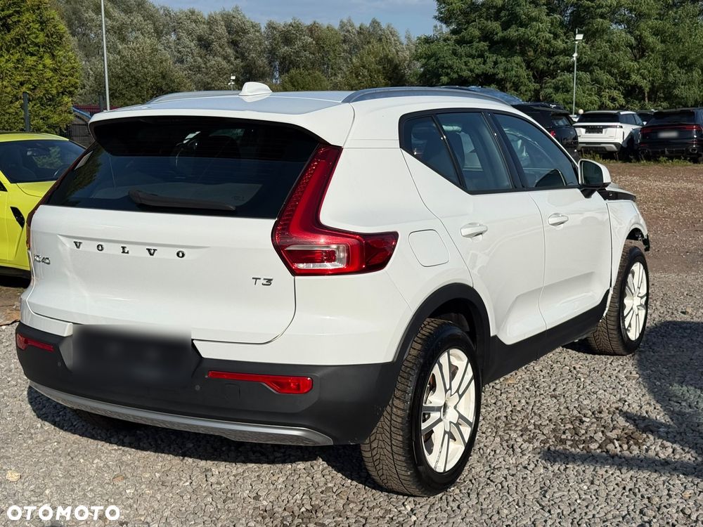 Volvo XC 40 T3 Momentum Pro - 14