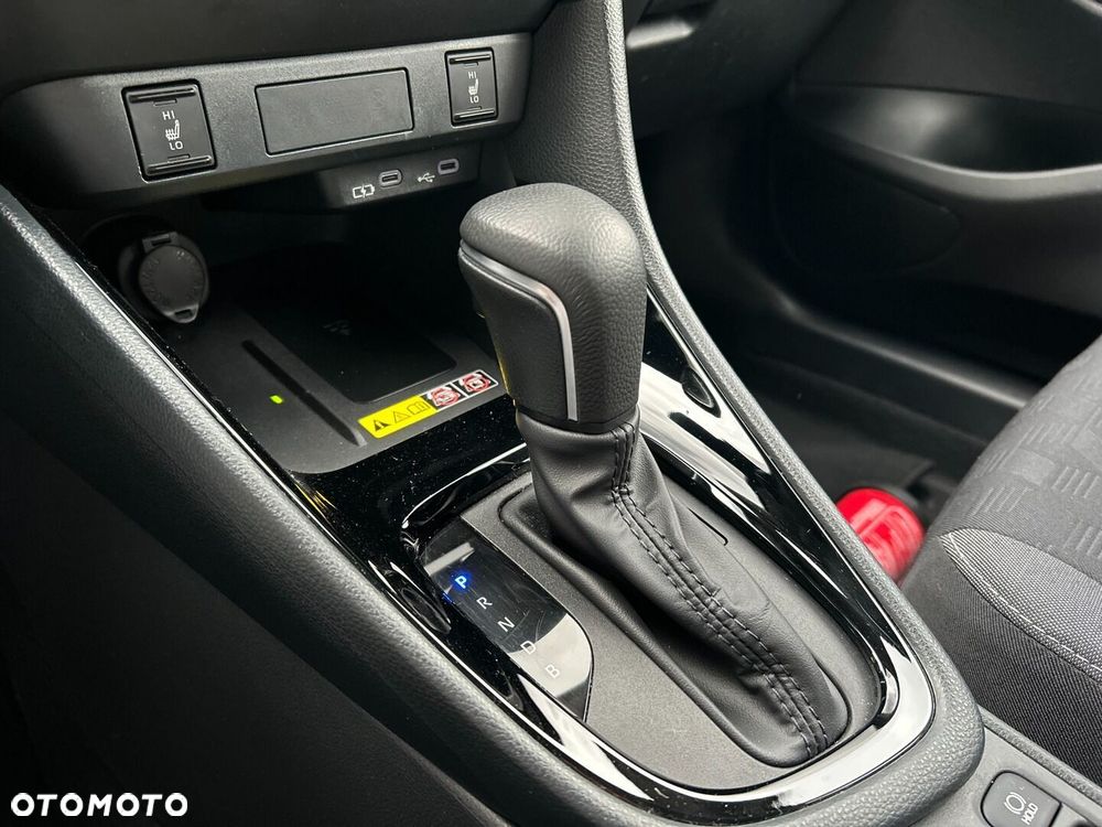 Toyota Yaris Hybrid 1.5 Style - 18