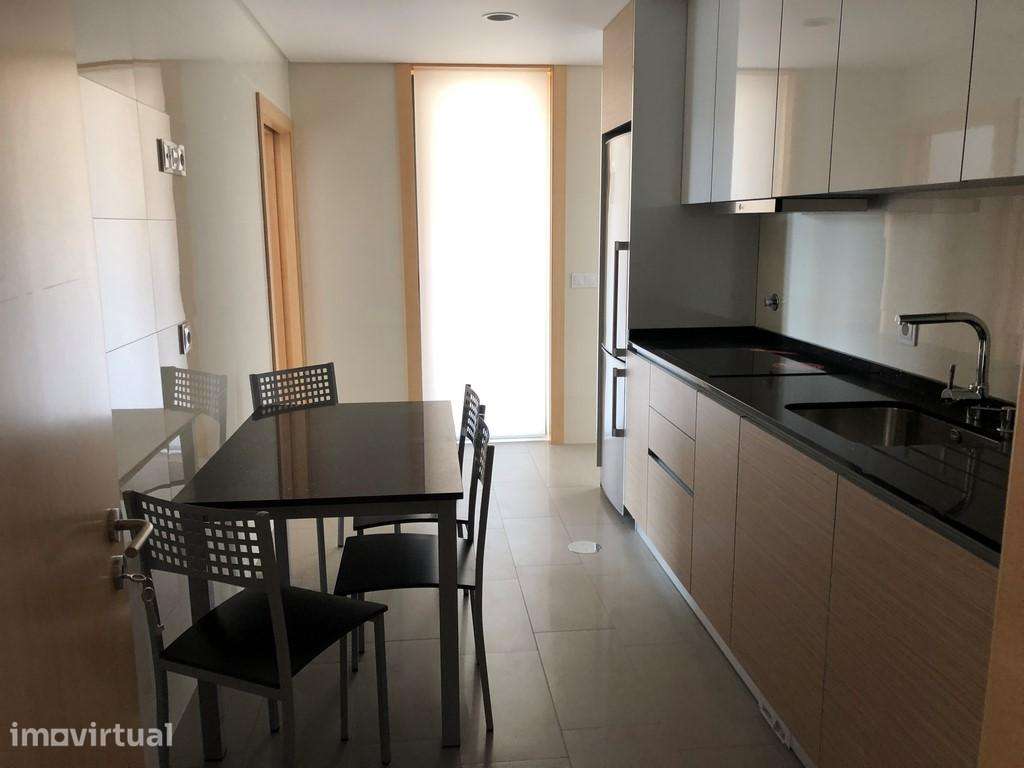Apartamento T1 Novo – Glicínias - Grande imagem: 3/13