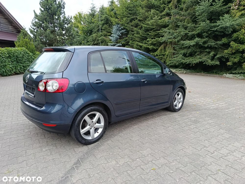 Volkswagen Golf Plus - 8