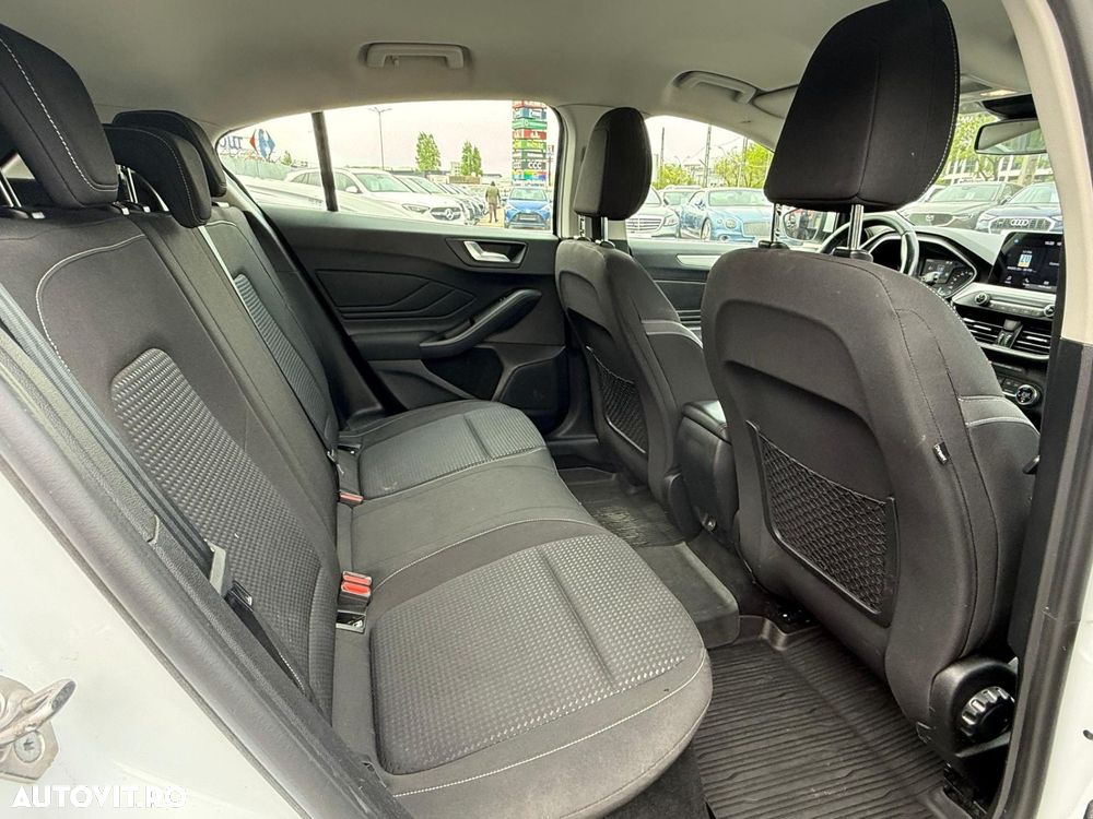 Ford Focus 1.5 EcoBlue Trend - 19