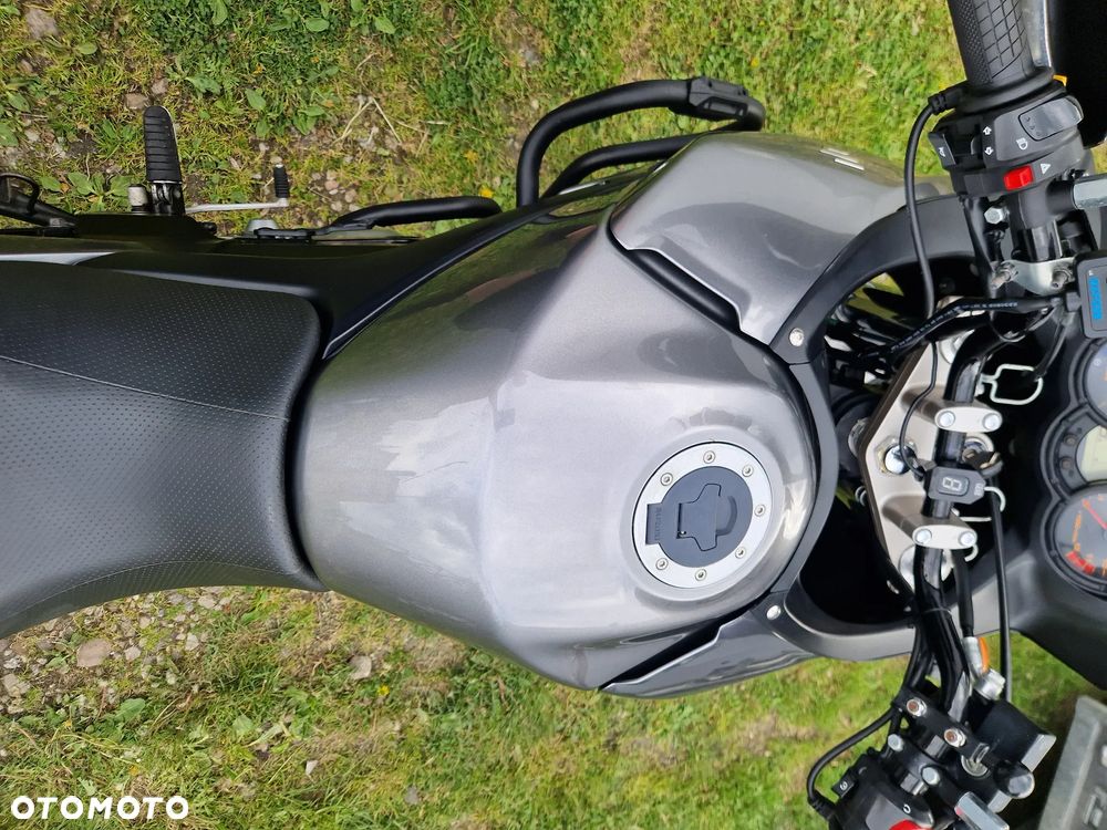 Suzuki V-STROM - 34