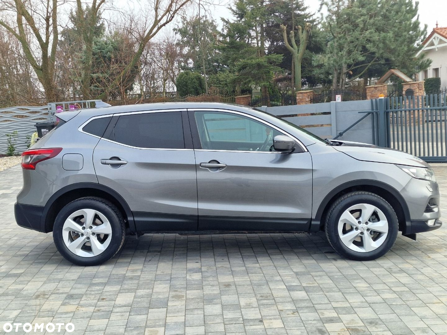 Nissan Qashqai - 38