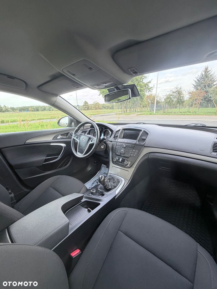 Opel Insignia 1.8 - 15