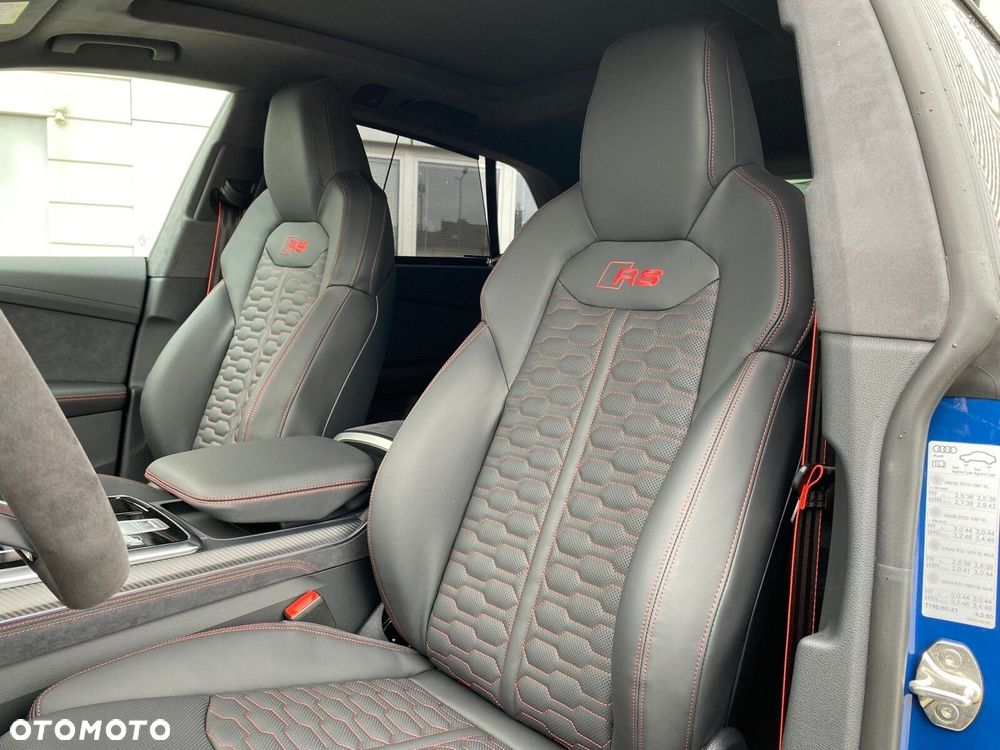 Audi RS Q8 - 12