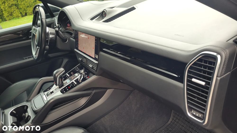Porsche Cayenne Standard - 13