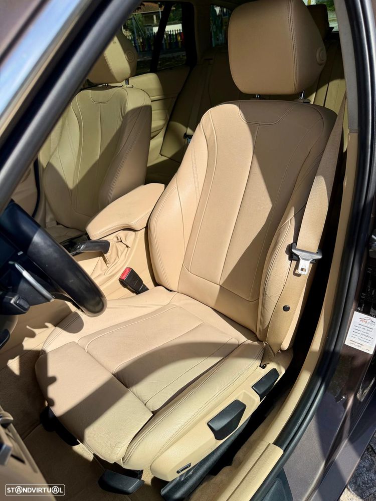 BMW 320 d Aut. Blue Performance Luxury Line - 16