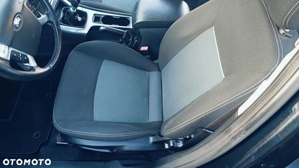 Ford Mondeo 1.6 TDCi Champions Edition - 15