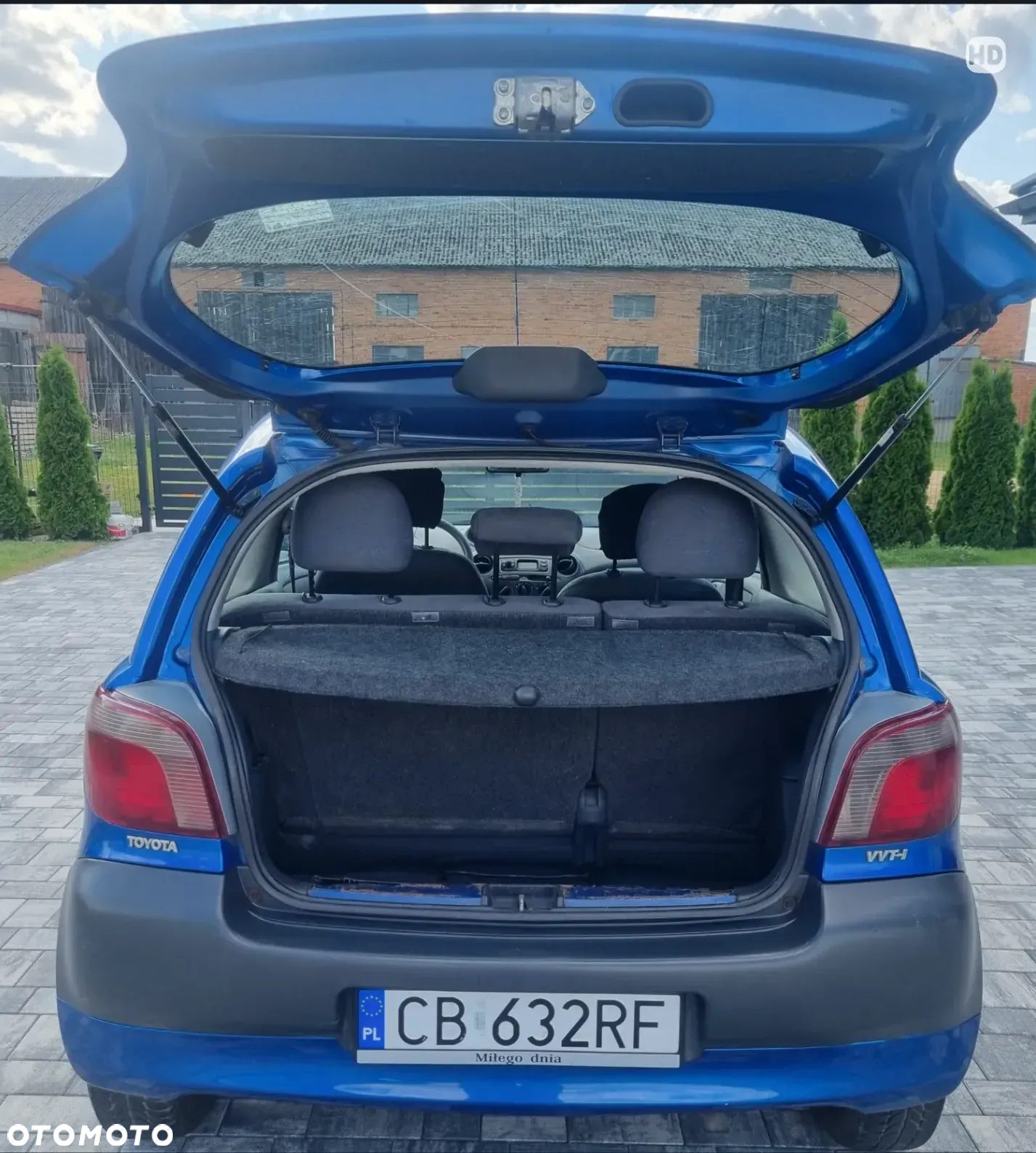 Toyota Yaris 1.0 Base - 2