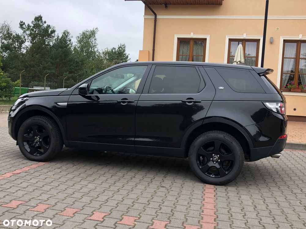Land Rover Discovery Sport - 11