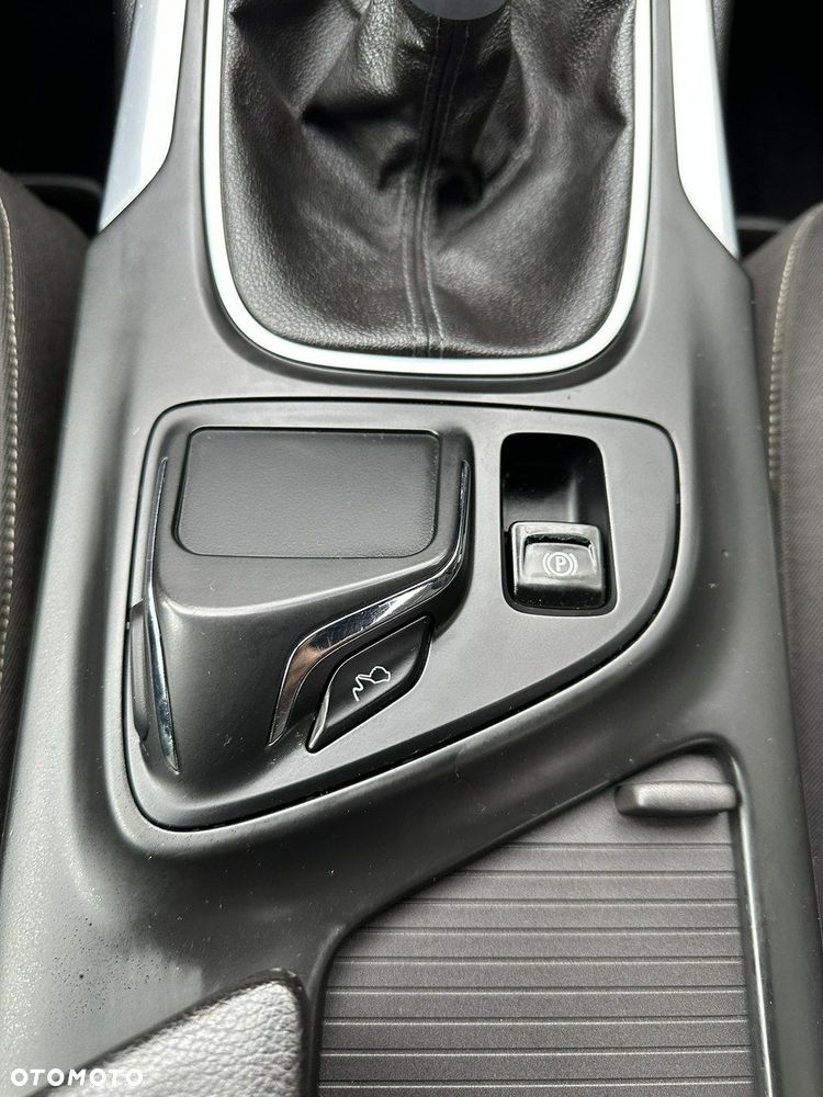 Opel Insignia - 33