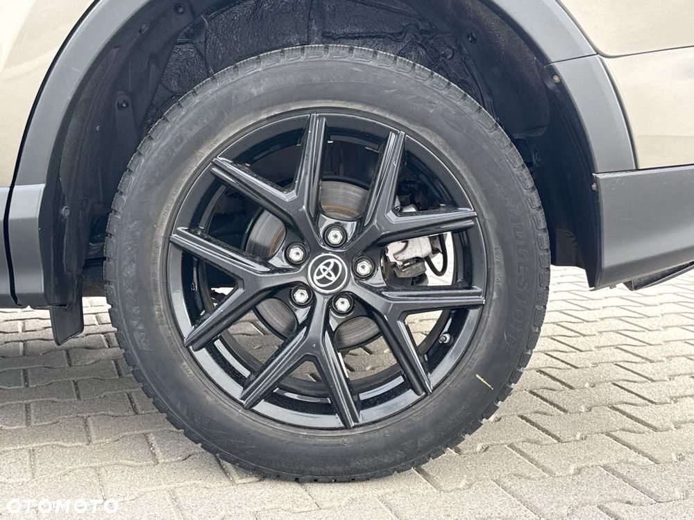 Toyota RAV4 Hybrid Premium 4x2 - 15