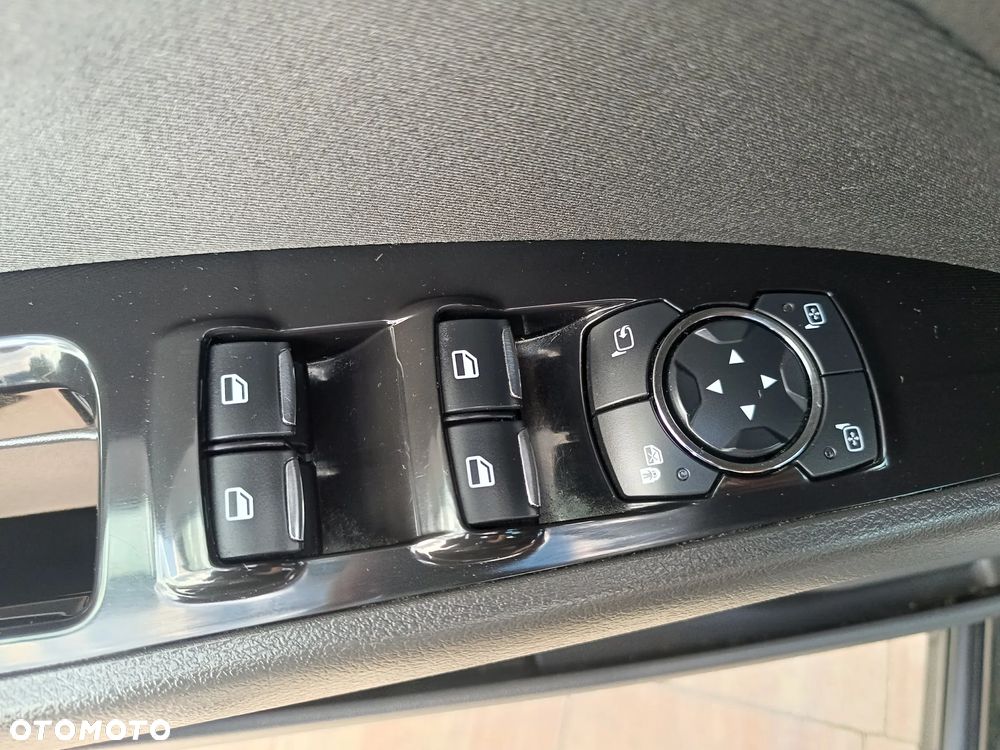 Ford Mondeo 2.0 TDCi Start-Stopp Titanium - 21