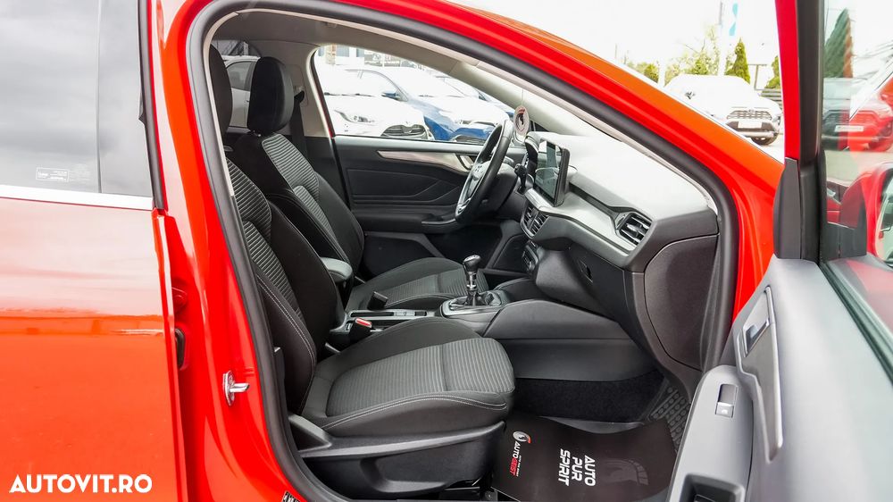 Ford Focus 1.0 EcoBoost Hybrid ACTIVE STYLE - 28