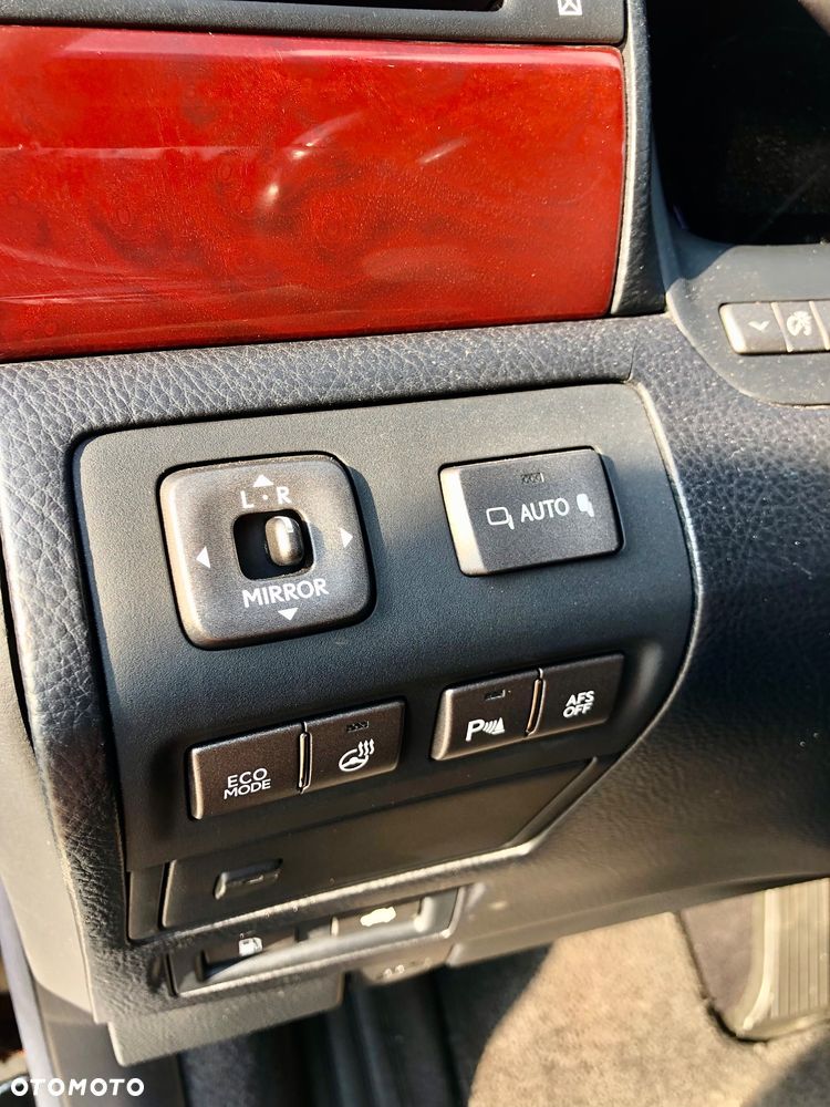 Lexus LS 460 Ambience Line - 21