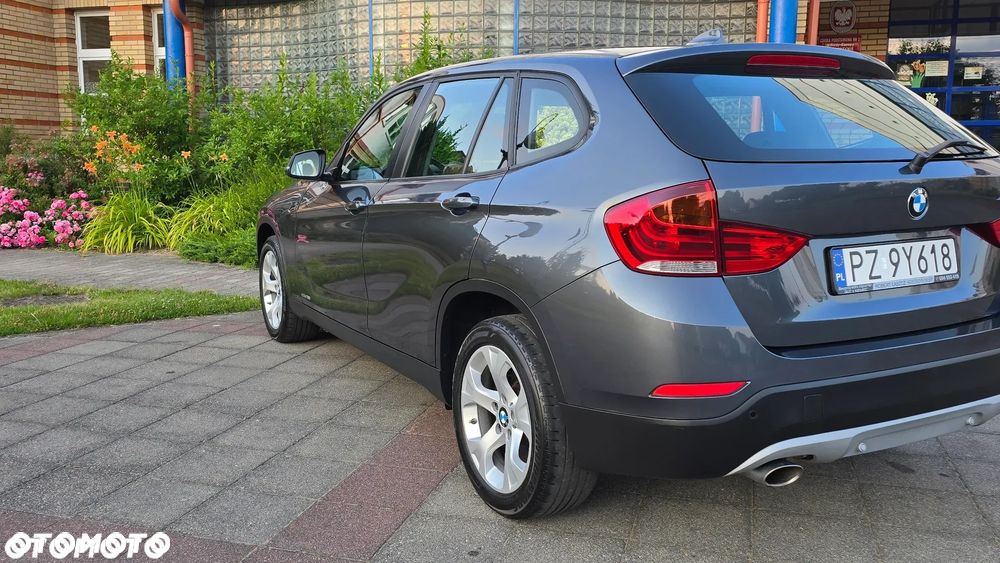 BMW X1 sDrive18i xLine - 33