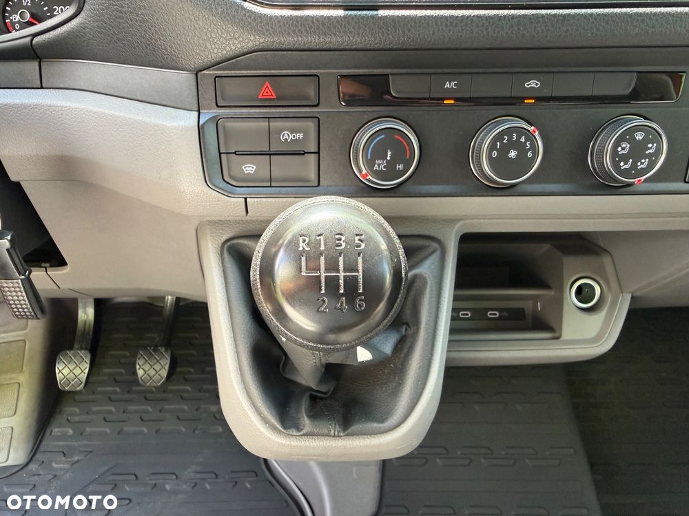 Volkswagen Crafter - 21