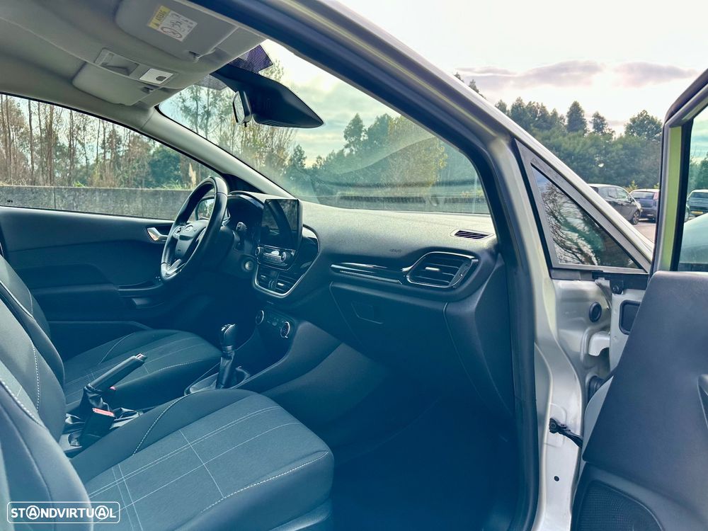 Ford Fiesta 1.1 Ti-VCT Business - 34