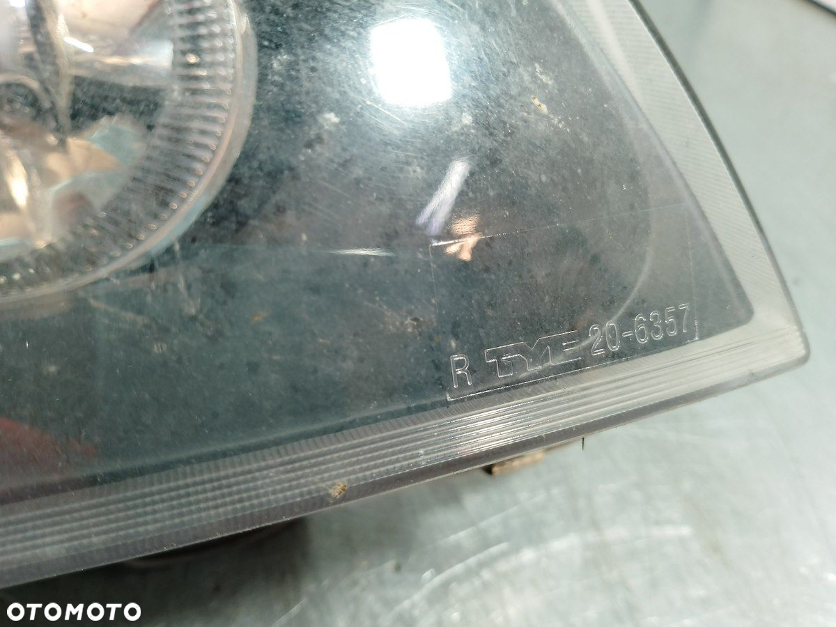 LAMPA PRZÓD PRAWA RENAULT CLIO II LIFT 20-6357 - 2