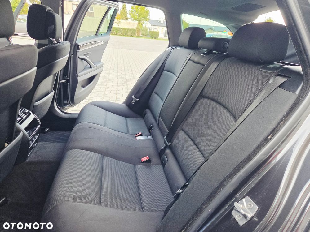 BMW Seria 5 - 29