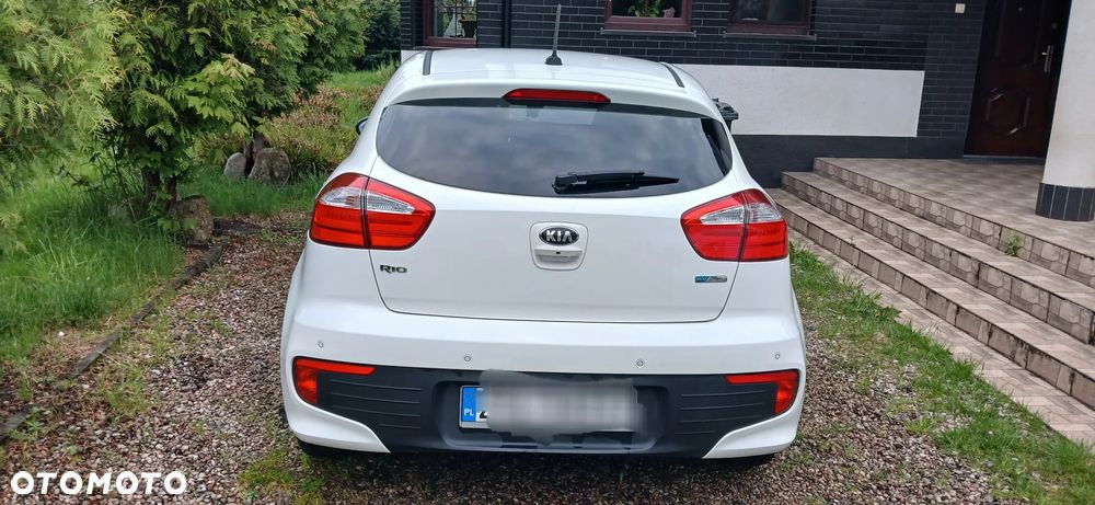 Kia Rio 1.1 crdi M - 2