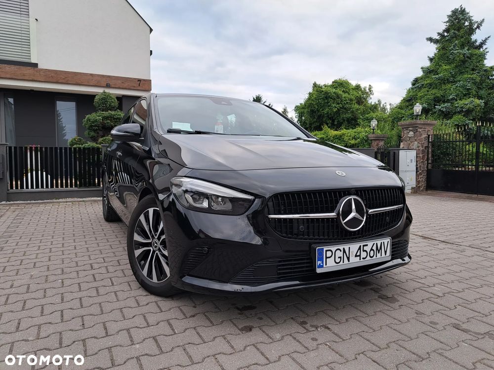 Mercedes-Benz Klasa B 180 d 8G-DCT - 34