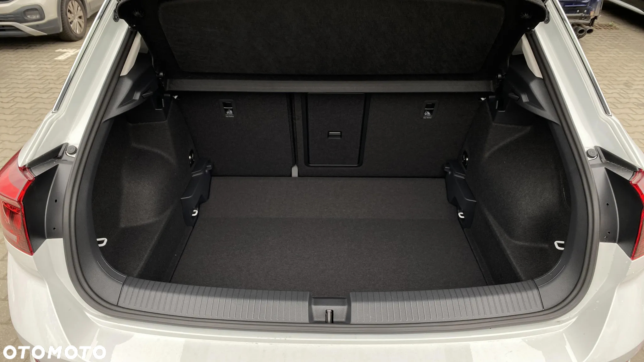 Volkswagen T-Roc 1.5 TSI Life Plus DSG - 20